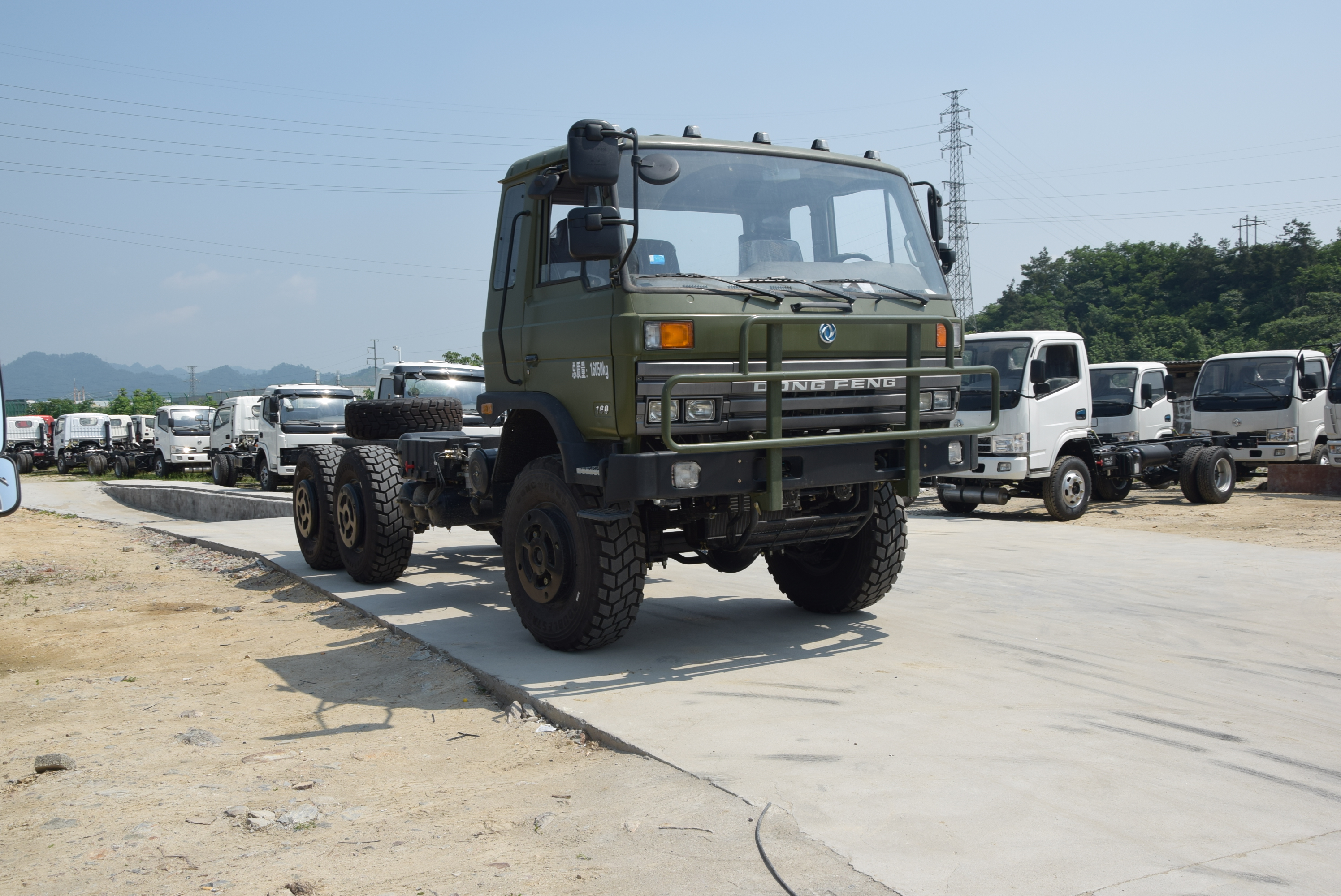 东风六驱越野车 东风六驱卡车参数