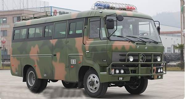 东风EQ6680ZT型四驱越野客车